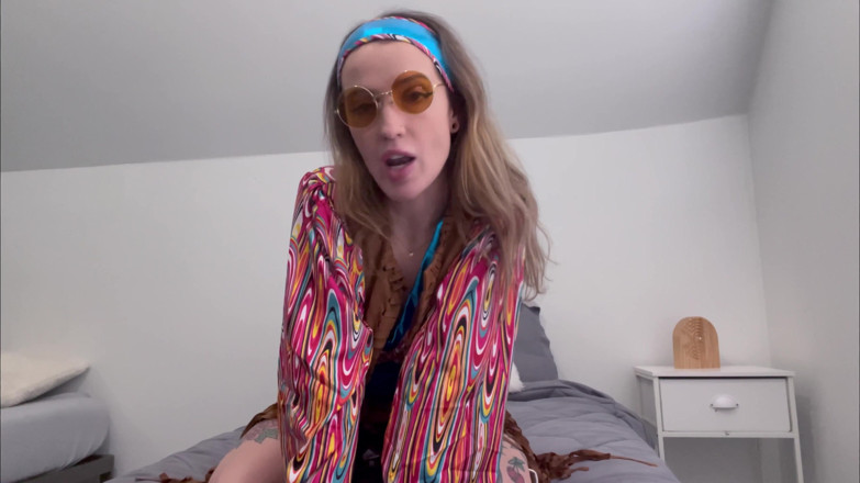 Kink in Time: Sutton's Groovy '60s Jerk off Instruction 4K POV Temptation Awaits!