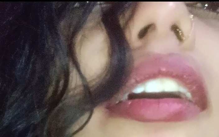 CUTEGIRL4YOU: 직장 아래의 새로운 여친과 섹스하는 전체 얼굴 쇼 섹스