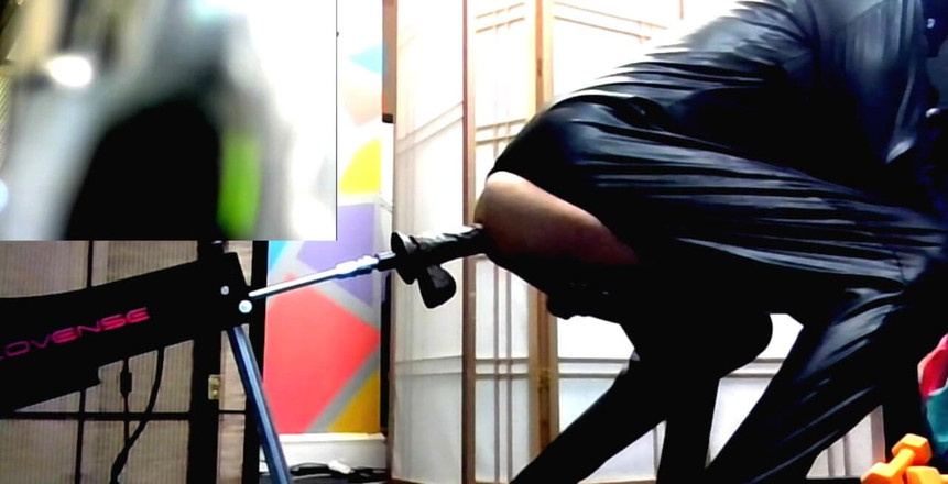 Sissy slave Sylvia: 新 Gimp Suit