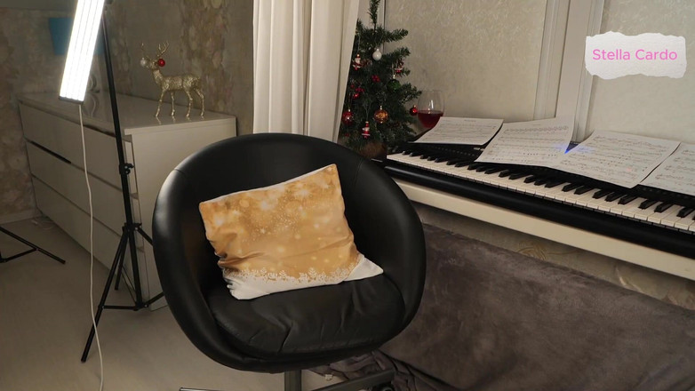 Stella Cardo: Me pongo esta ropa interior para masturbarme