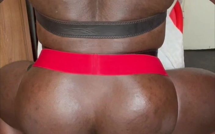 Black Muscle: Big ass bodybuilder in prostate massage and orgasm sex performance