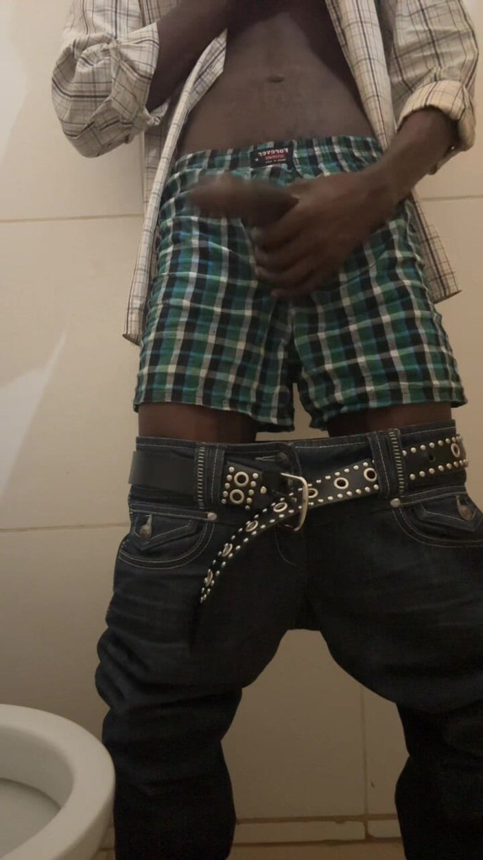 Slimniqqa: Bro Got Horny at Work He Had to Beat His...