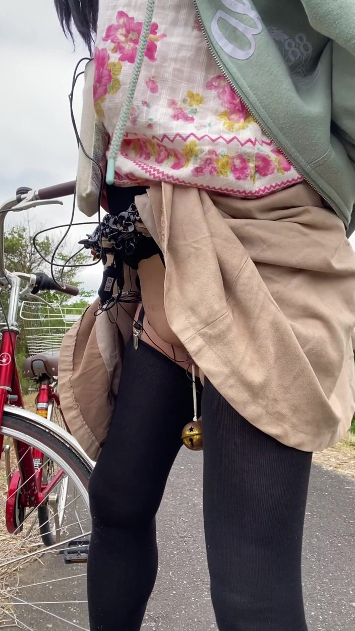 megu2002: No. 244: My Daily Stroll Through Town