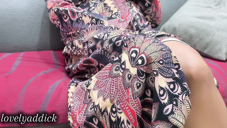 Lovelyaddik: Buso Saudara Tiri Ketika Dia Dia Memakai Celana Dalam Menonton...