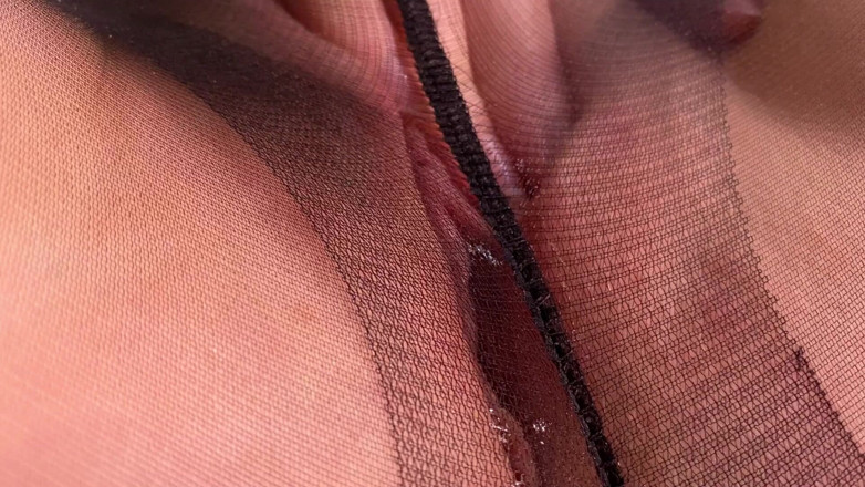 AmyHi: Asmr! I Masturbate and Squirt in Pantyhose