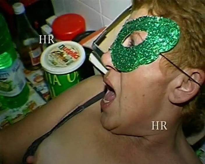 Hans Rolly: Unpublished Amateur Porn with 90s Housewives #6