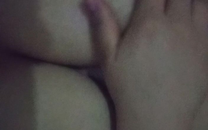 Samantha Mera: Big Breasts Close up
