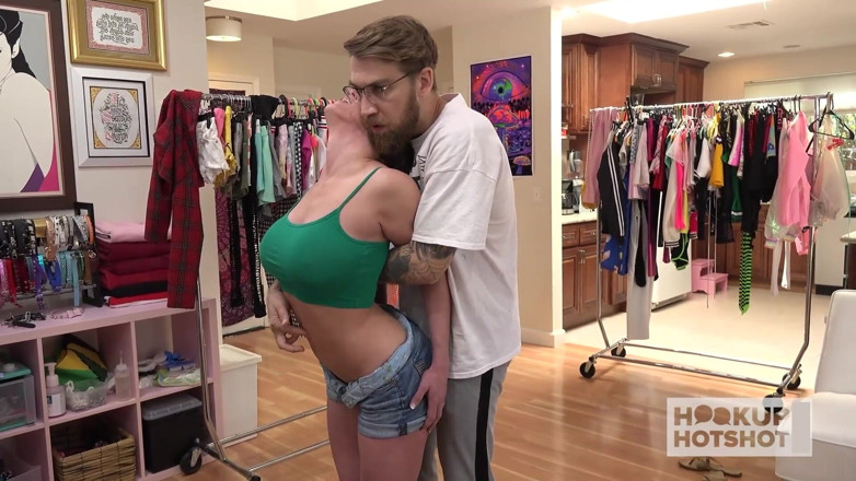 HookUp HotShot-BTS: Bts - Dee Williams หีเงี่ยนสุดๆ อยากโดน Bryan Gozzling เย็ดโหด
