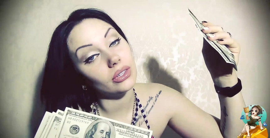 Goddess Misha Goldy: Čím více zaplatíte, tím lépe jste a dokud nezaplatíte více,...