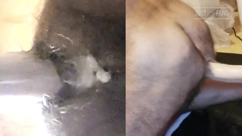 Tank4154: Gaură de spumoasă