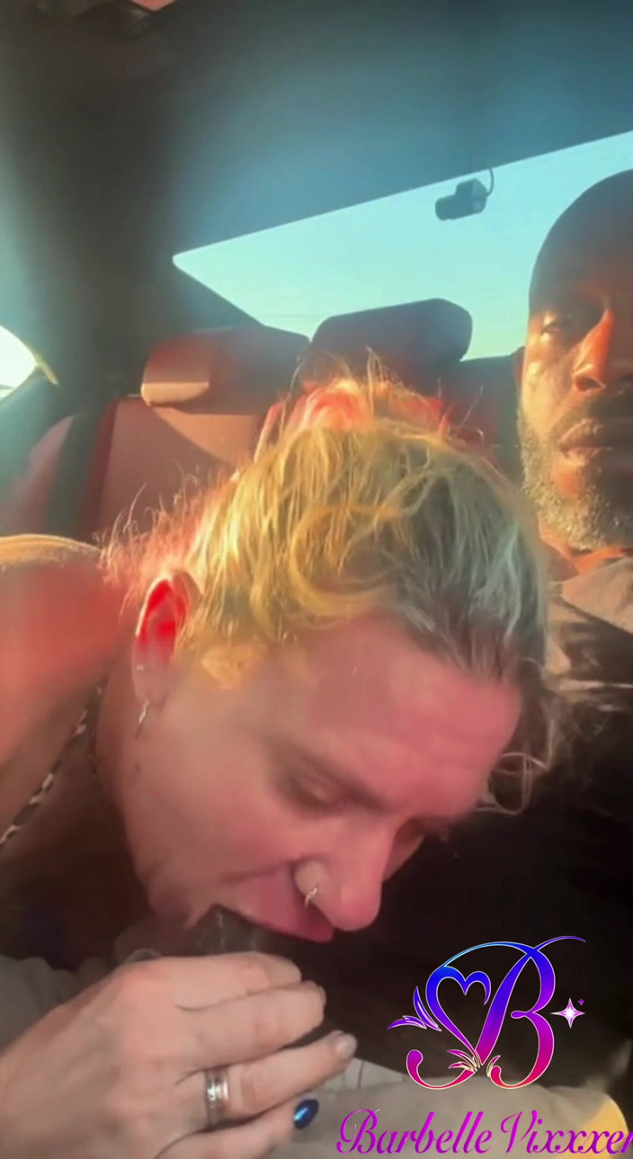 BarbelleVixxxen: Backseat Blowjob: More Than Just a Passenger Princess