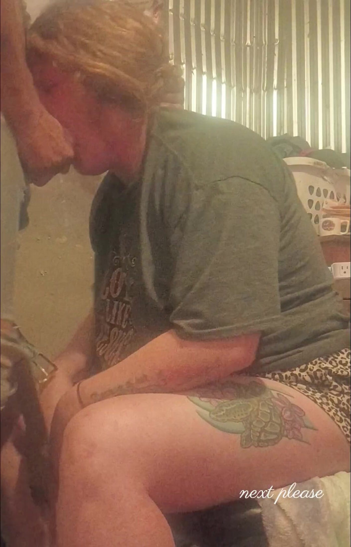 Skybay: Zkoušky Skyebay při šukání do krku