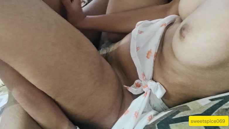 Sweet Spice: Parte 2 de dulce Didi puta follada duro con hermanastro
