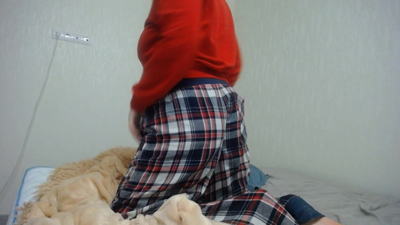 JuiceLussie: Hot 18 Years Old Ass in Evening