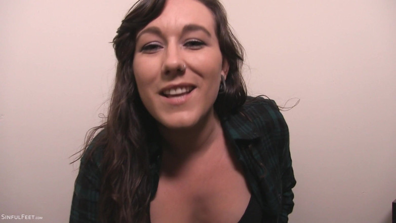 Sinn Sage: Sinn Sage की विशेषता मुझसे गंदी बात करें