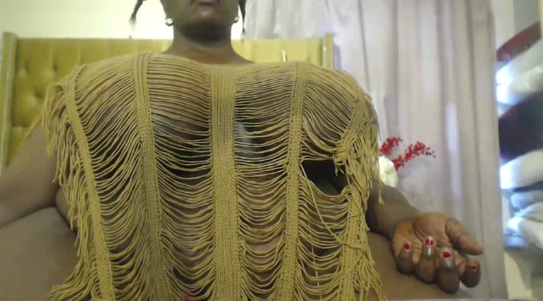 Legendary Booty Overdose: 黑人女郎的胸部挑逗