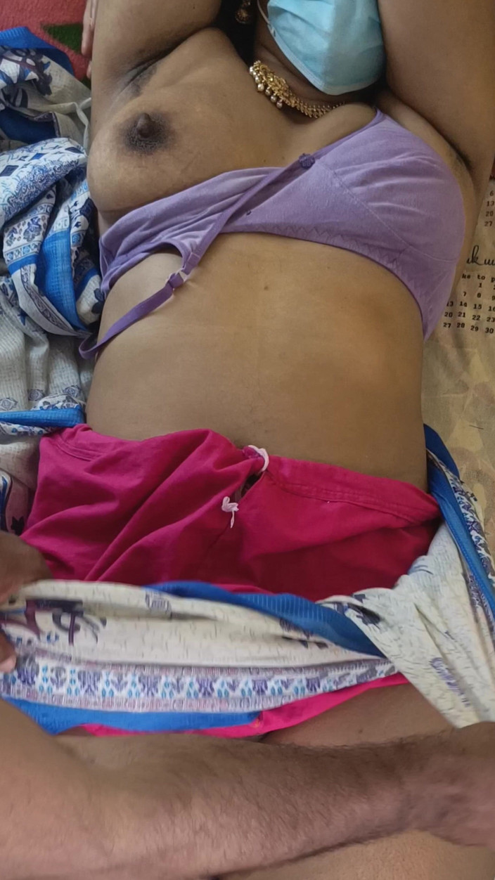 Palani69: 主婦がベッドで激しくセックスする