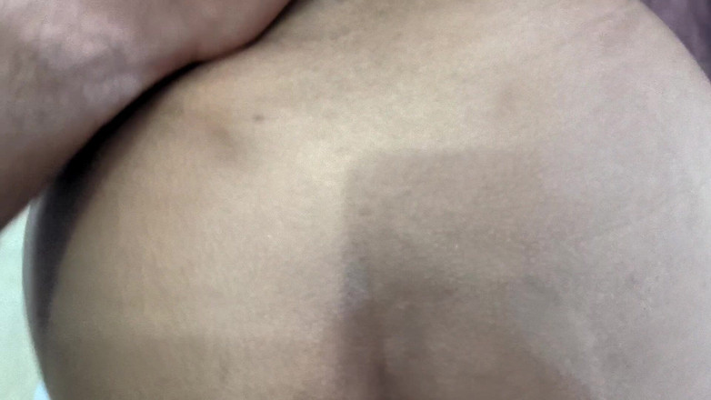 Ebony Arab: Sex în trei arab 2 bărbat care împart o fată sexy cu curul...