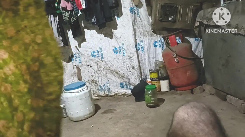 Indian anal: 数日後、ビデオをアップロードするスペースが見つかりません