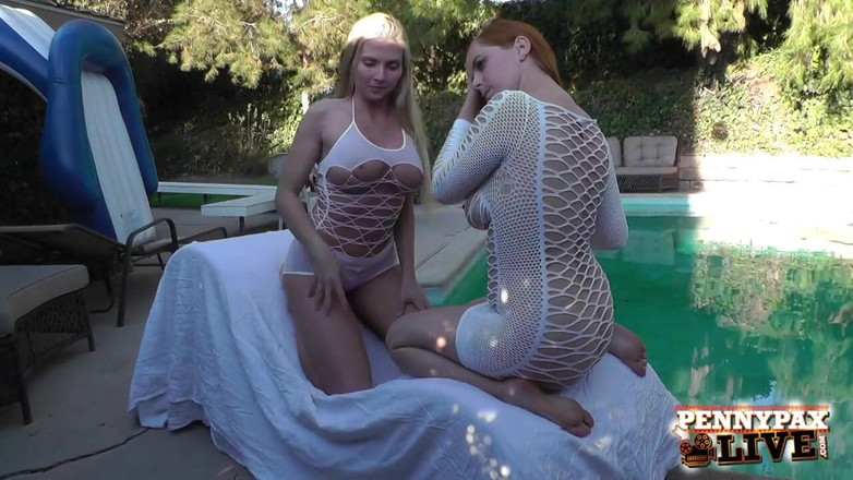 Penny Pax: Di sebalik Tabir dengan Penny Pax Poolside