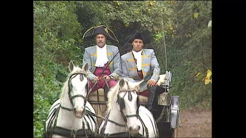 Deutschland porn: 两个饥渴的荡妇有一个吮吸大鸡巴的比赛，谁赢了就会得到性交作为奖品