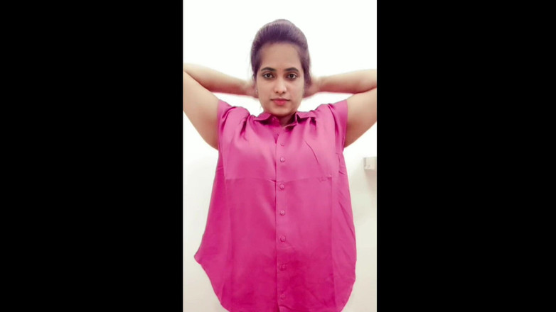 Your Arya: Eu doei roupas para a esposa do meu vizinho e...