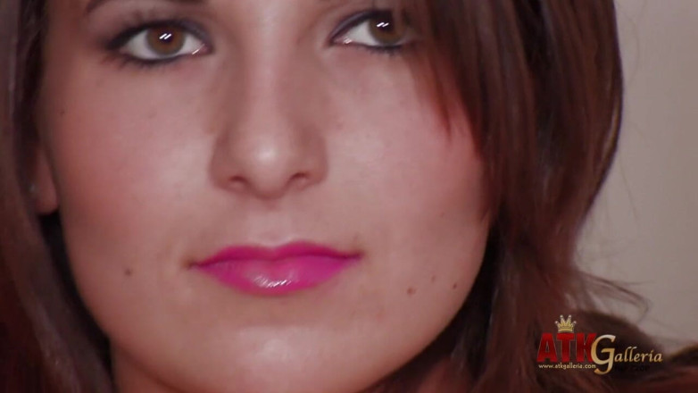 ATKIngdom Fans: Fingers in her twat