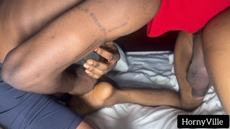 HornyVille G: Mâncându-i curul de Crăciun