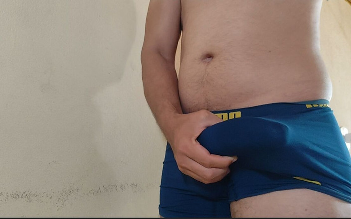 Straight Daddy Club: 年轻和她巨大的快感凸起！