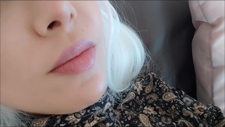 savannahamatoriale: Burping busty stepmom