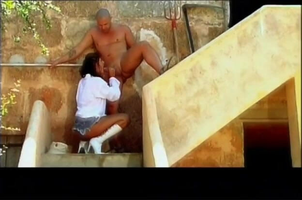 Out Sexxx: Sexy and hot girl undressed and outdoor banged doggystyle