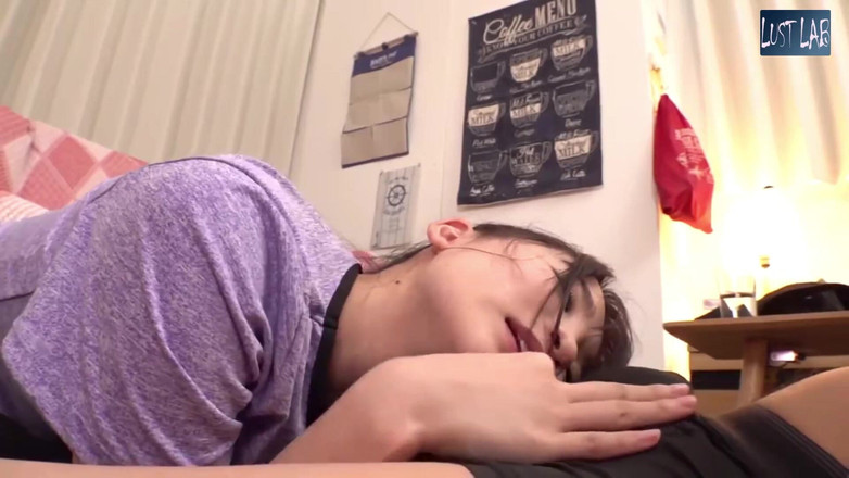 Lust lab: Курьерская девушка, перегруженная сладким дымом пробуждает тело, которое реагирует на каждое прикосновение, часть 3