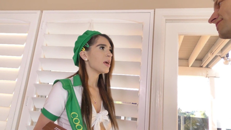 Hefburg: Fucking this petite whore