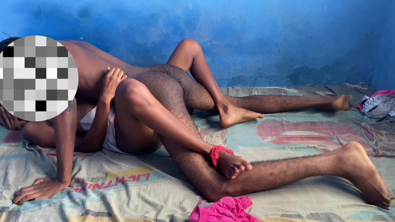 Savage Innocent69: Romantiskt sex med min bestie medan hennes man inte är här