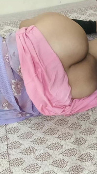 Unknowingly Fucking My Step Mother While Shaking My Cock
