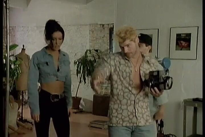 Perv Milfs n Teens: Katie gold - 模特壮举。Katie gold - 变态熟女和少女