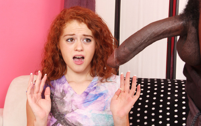 GS studio: Teen tóc đỏ thực sự làm tình với con cu to đen...