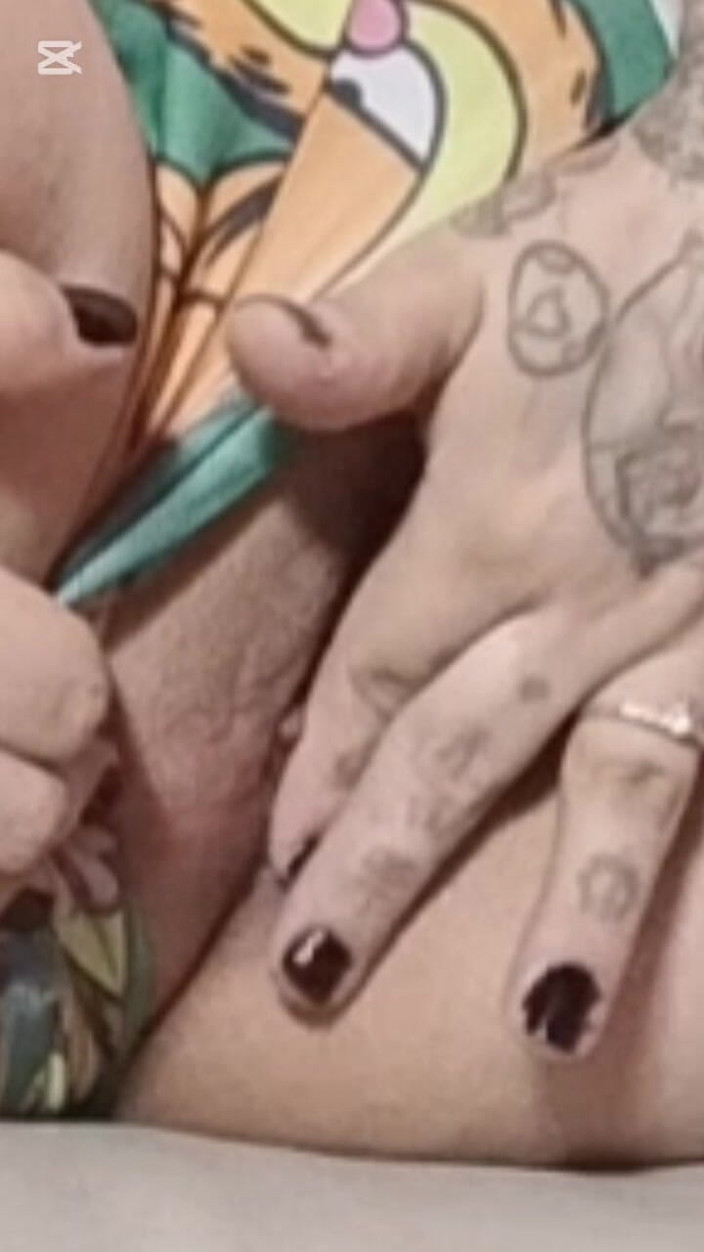 Dalyla: La mia ex moglie arrapata lo colpisce