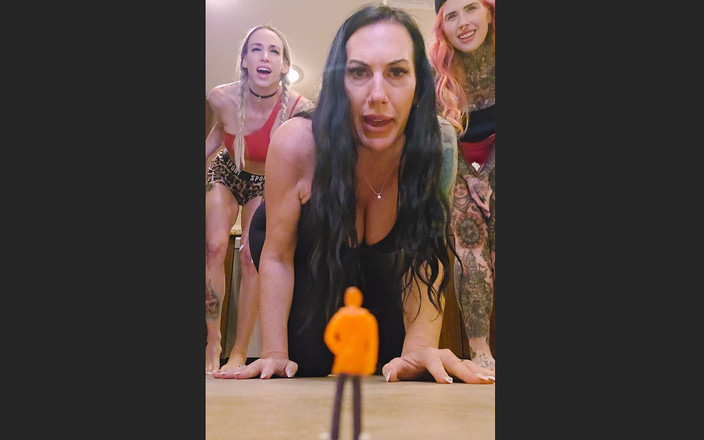 Mars solo: Tiny Man quer ser esmagado por três gigantes: Mars Solo,...