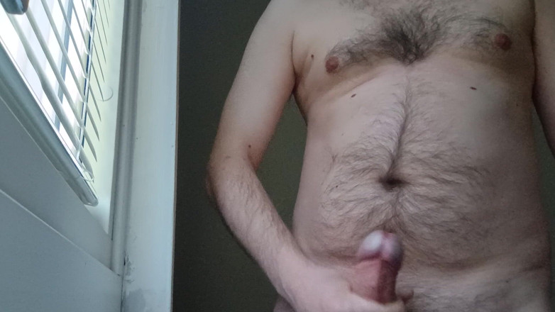 Ed Eden: Masturbace v okně