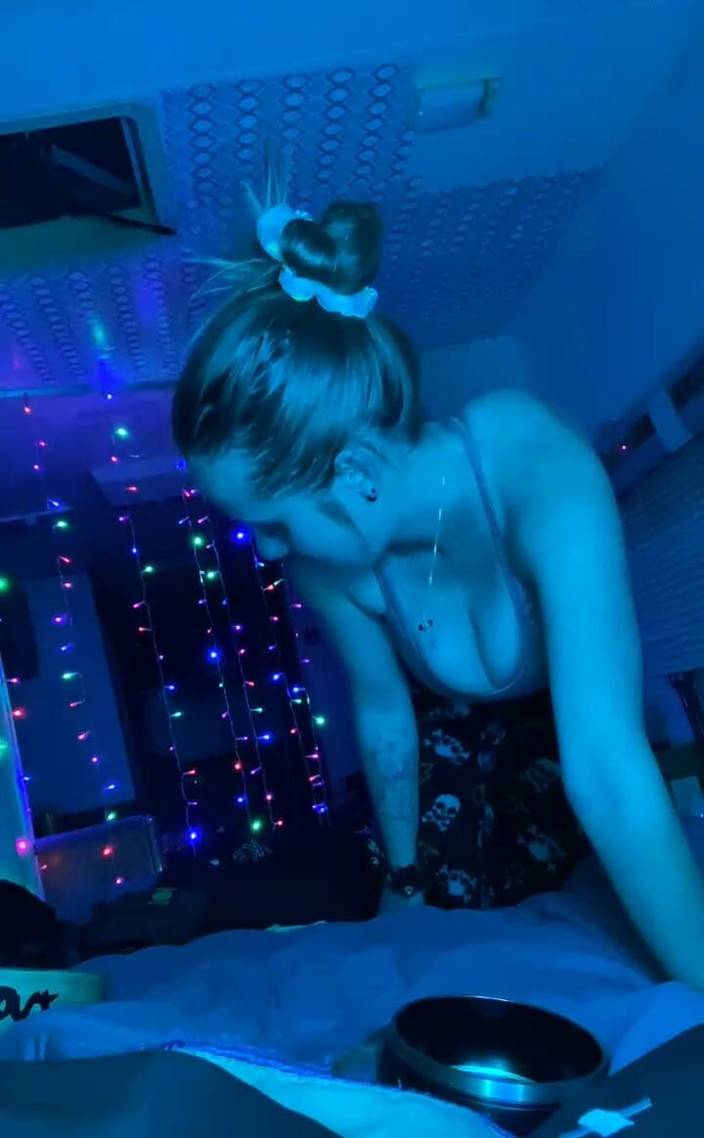 April Sparx: Stream spuštěn