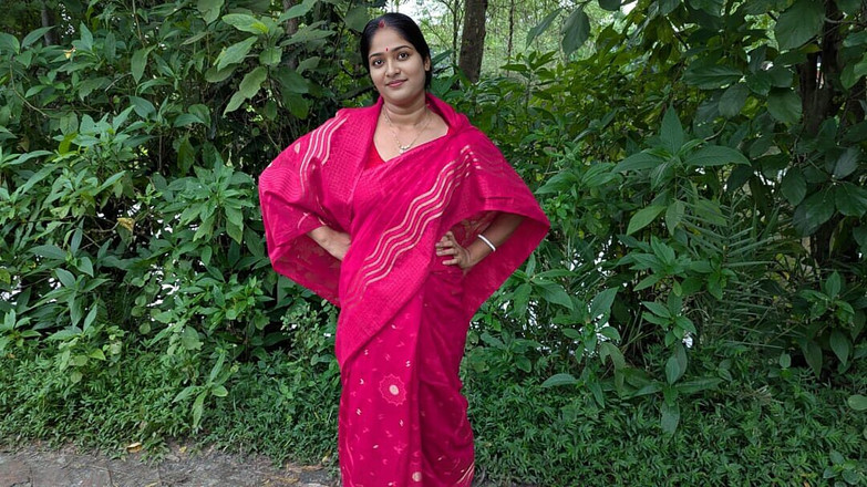 Rani Mondal: 性感人妻和她好好地操了她