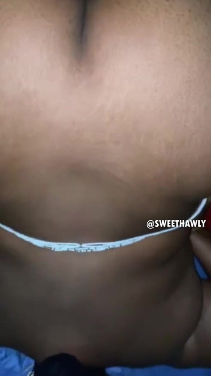 Sweethawly: Kiedy pieprzyłem jej anal, ona używała dildo do pieprzenia swojej...