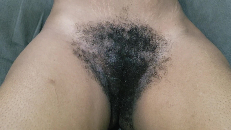 Lovemina: Niesamowita gorąca MILF cipki za dużo Ruch i jej owłosiona...