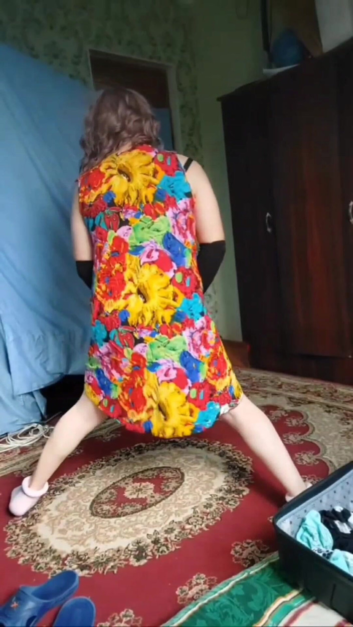 Kitty_Cross: Nech Mě udělat tvůj den špinavý