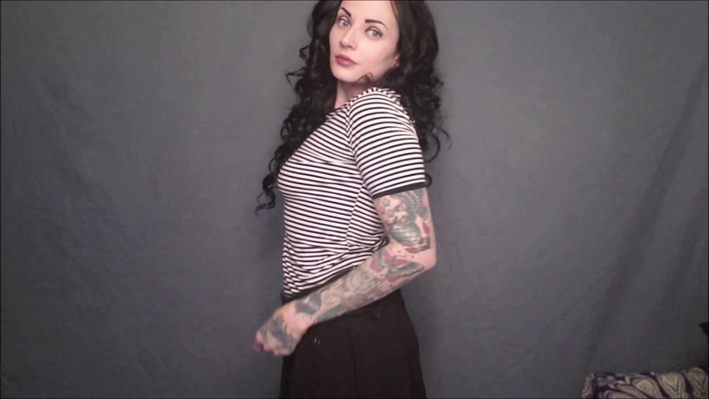 Miss Morticia: Đụ kế hoạch cuối tuần của bạn