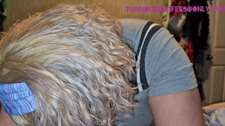 Funhousewife69: Las rubias dan el mejor lol en la cabeza y...