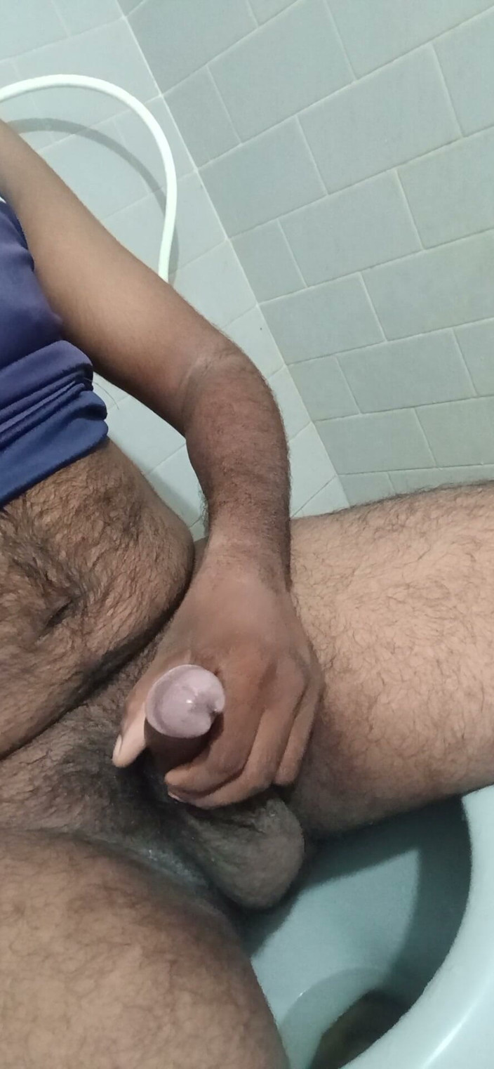 Baddiehotnew: Masturbation assise