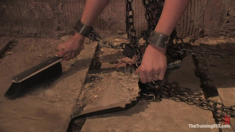 The Training of O by Kink: L’entraînement de Satine Phoenix, deuxième jour