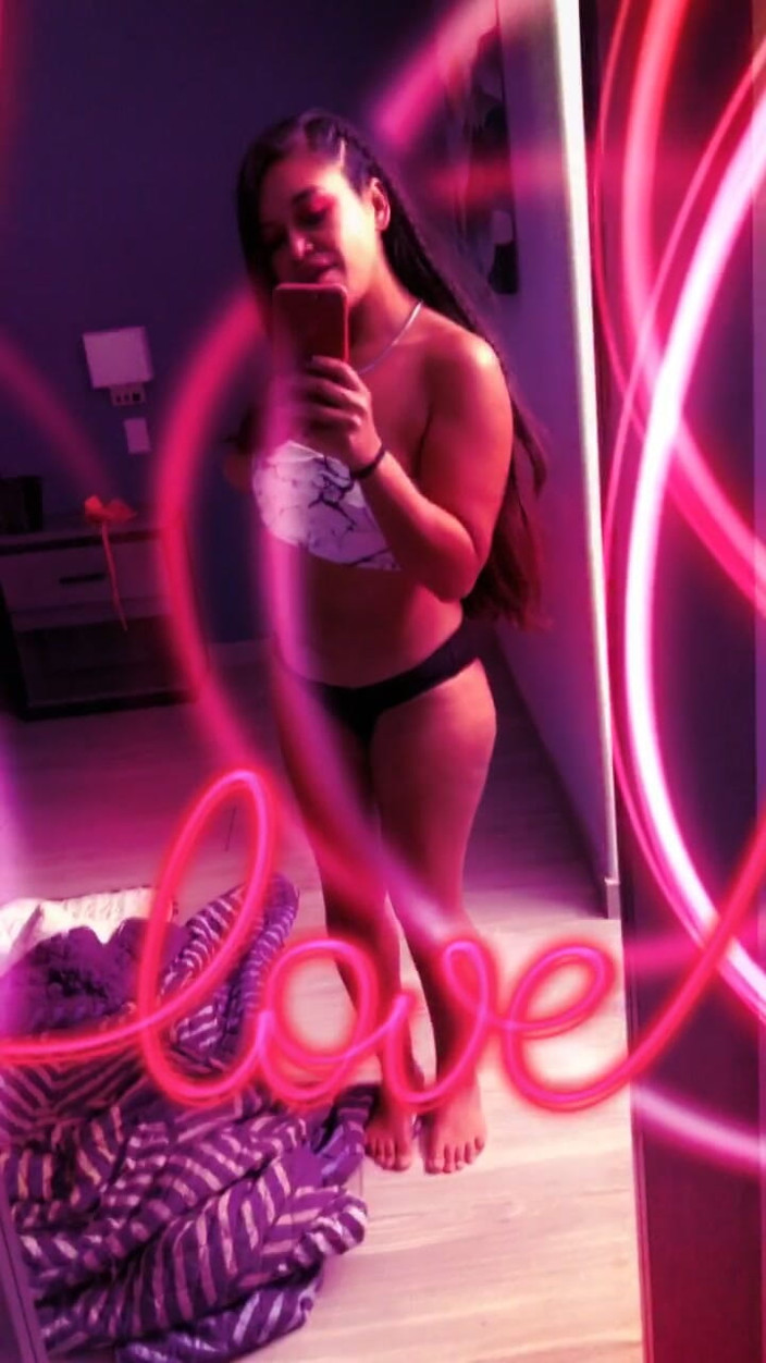 ToXxXiicBarbiie: You’re the High That I Was Chasing